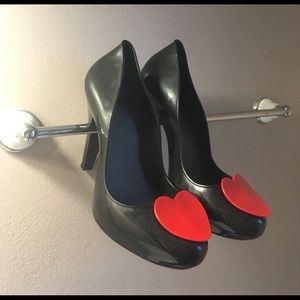 Mel Dreamed by Melissa Vegan Heart Heels ❤️👠